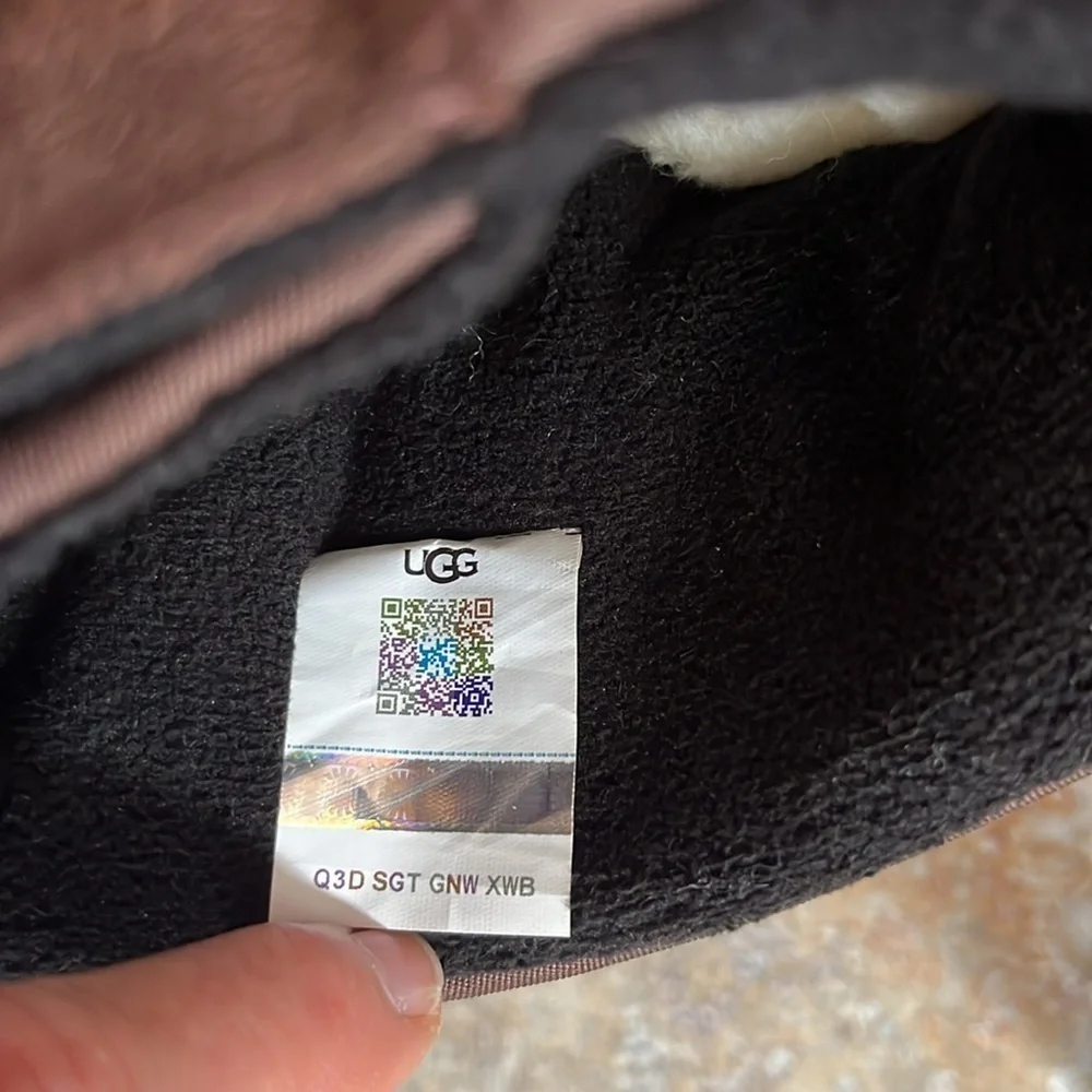 UGG color burnt